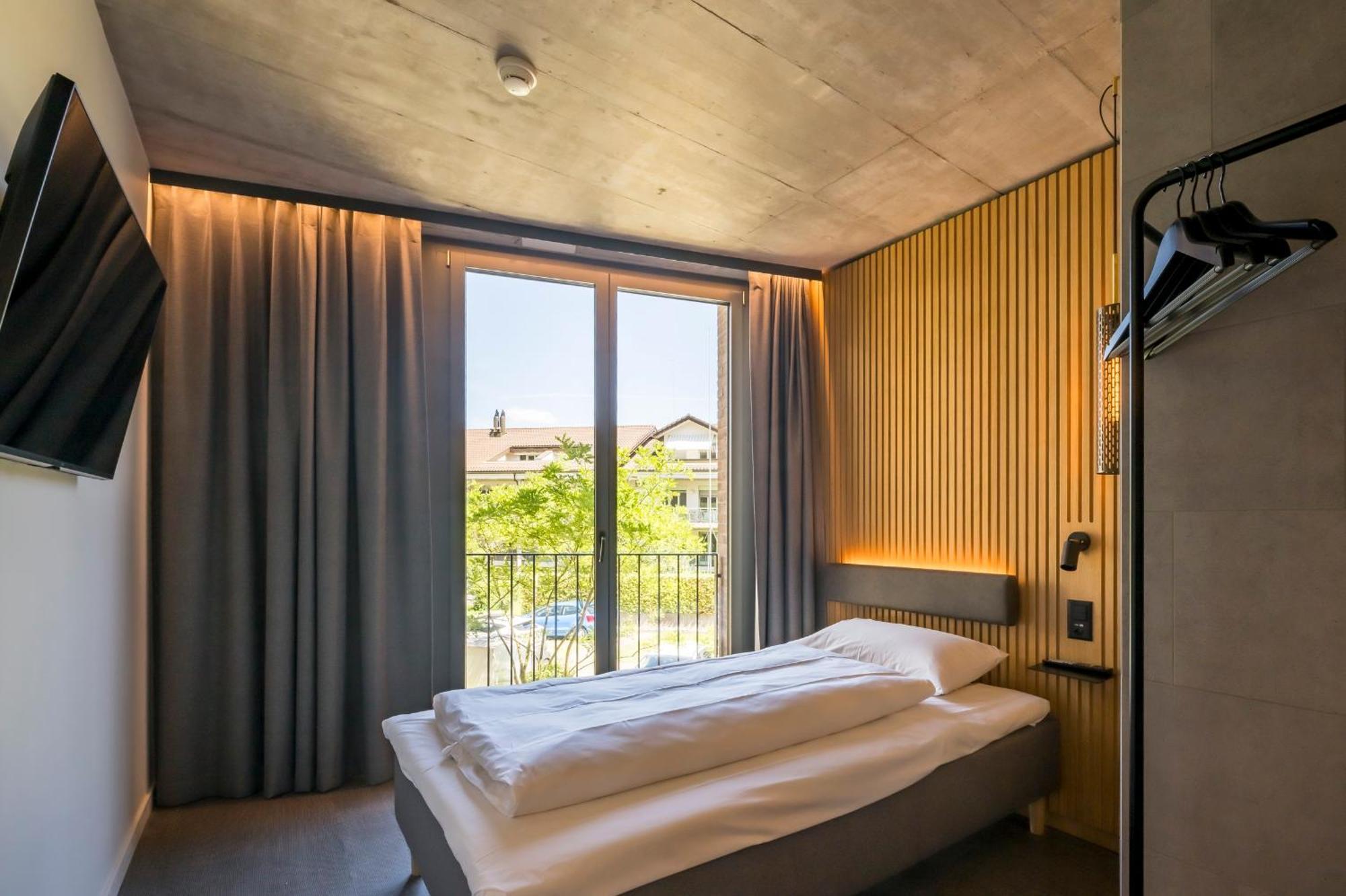 Zleep Hotel Zuerich-كلوتان المظهر الخارجي الصورة